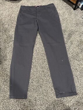 Men's Classic Straight Chinos in Charcoal